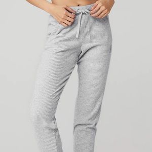 Alo muse sweatpants